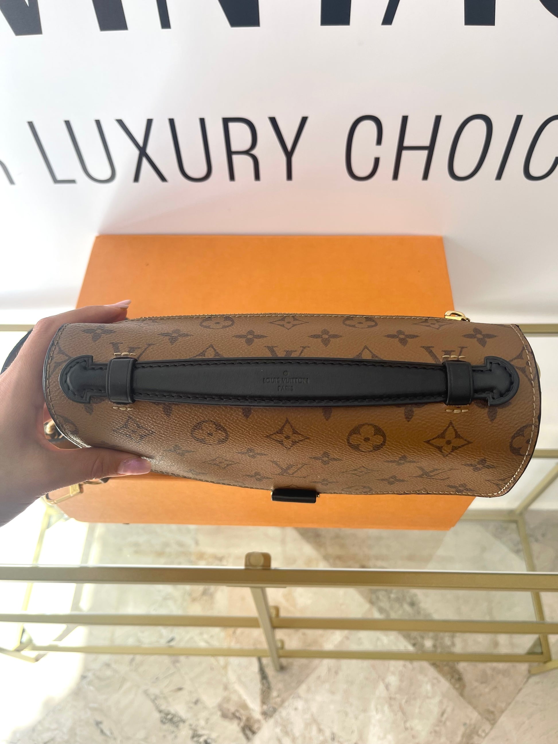 Borsa Metis Monogram Reverse Canvas Louis Vuitton