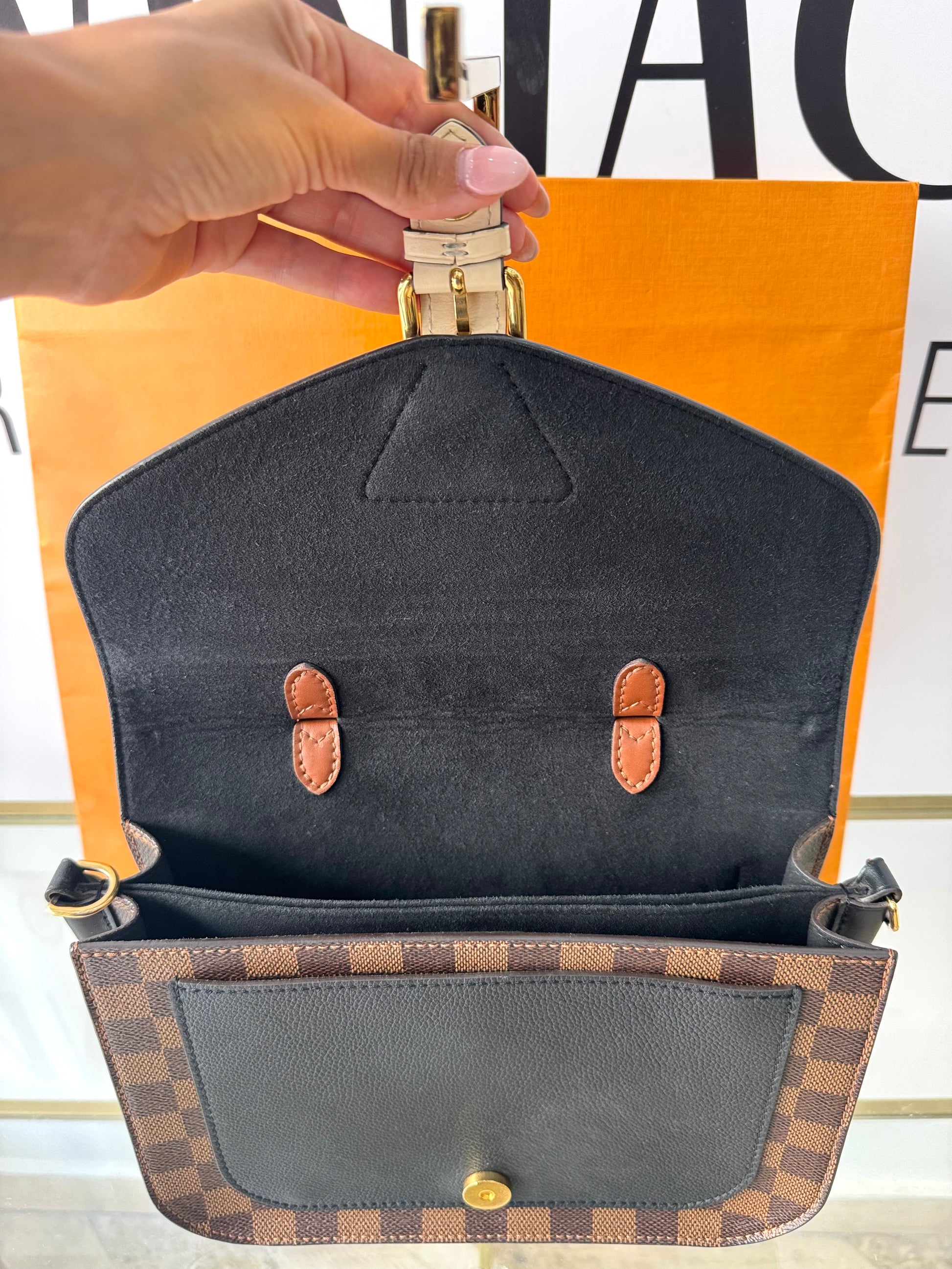 Borsa Beaumarchais Damier Ebène Louis Vuitton