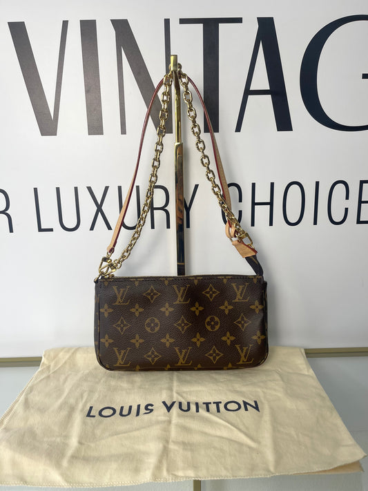 Pochette Accessoires Monogram Louis Vuitton