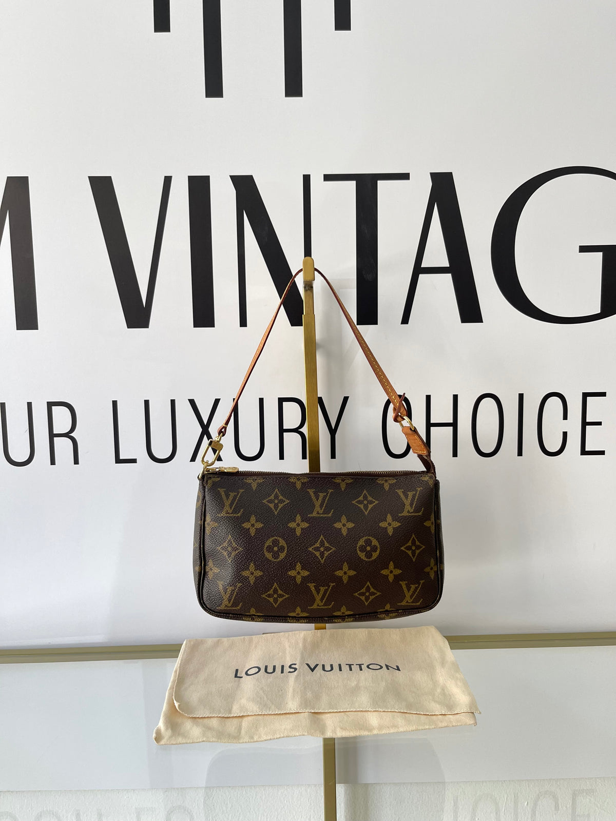 Pochette Accessoires Monogram Louis Vuitton