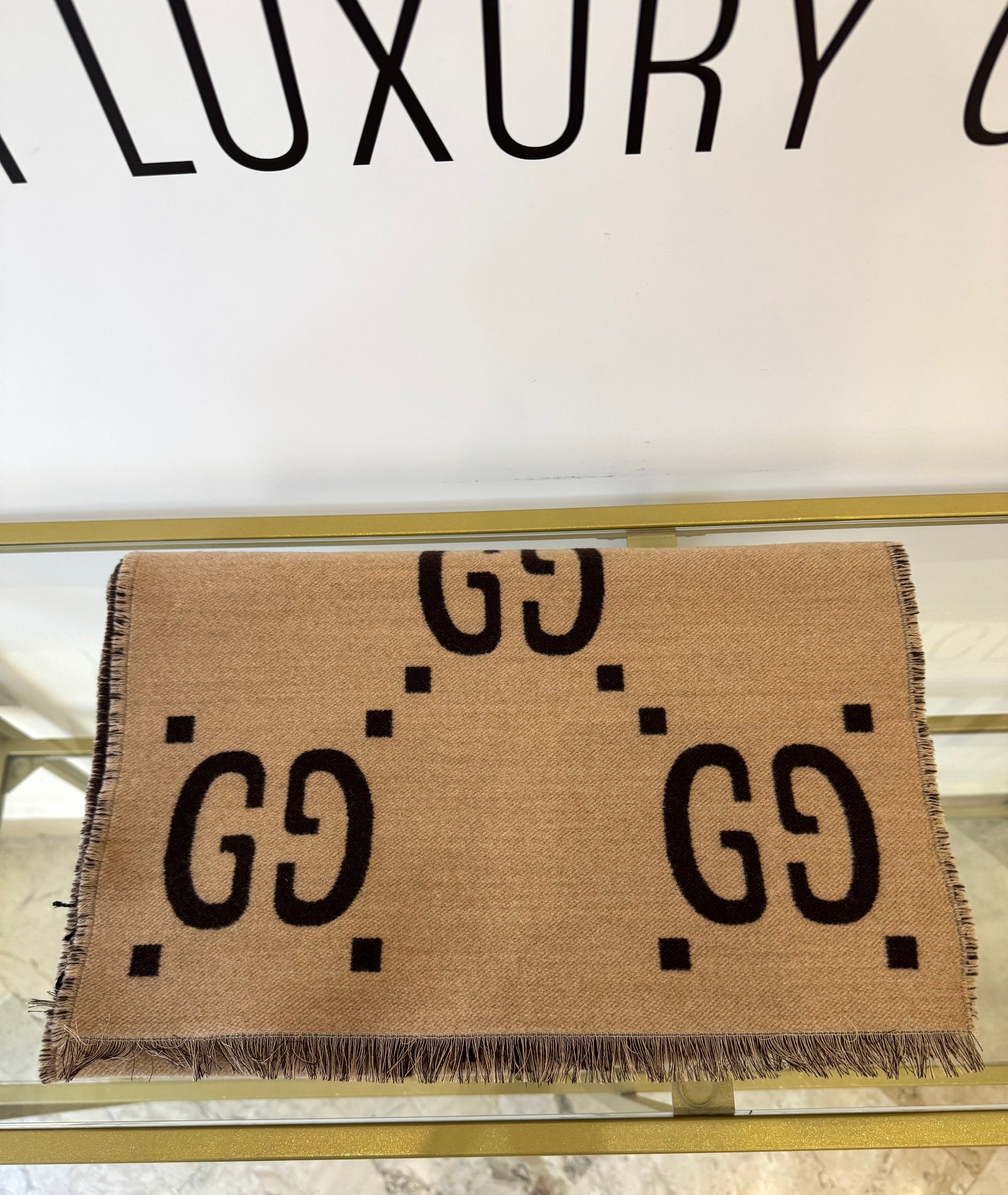 Sciarpa in lana e seta con motivo GG Jacquard Gucci