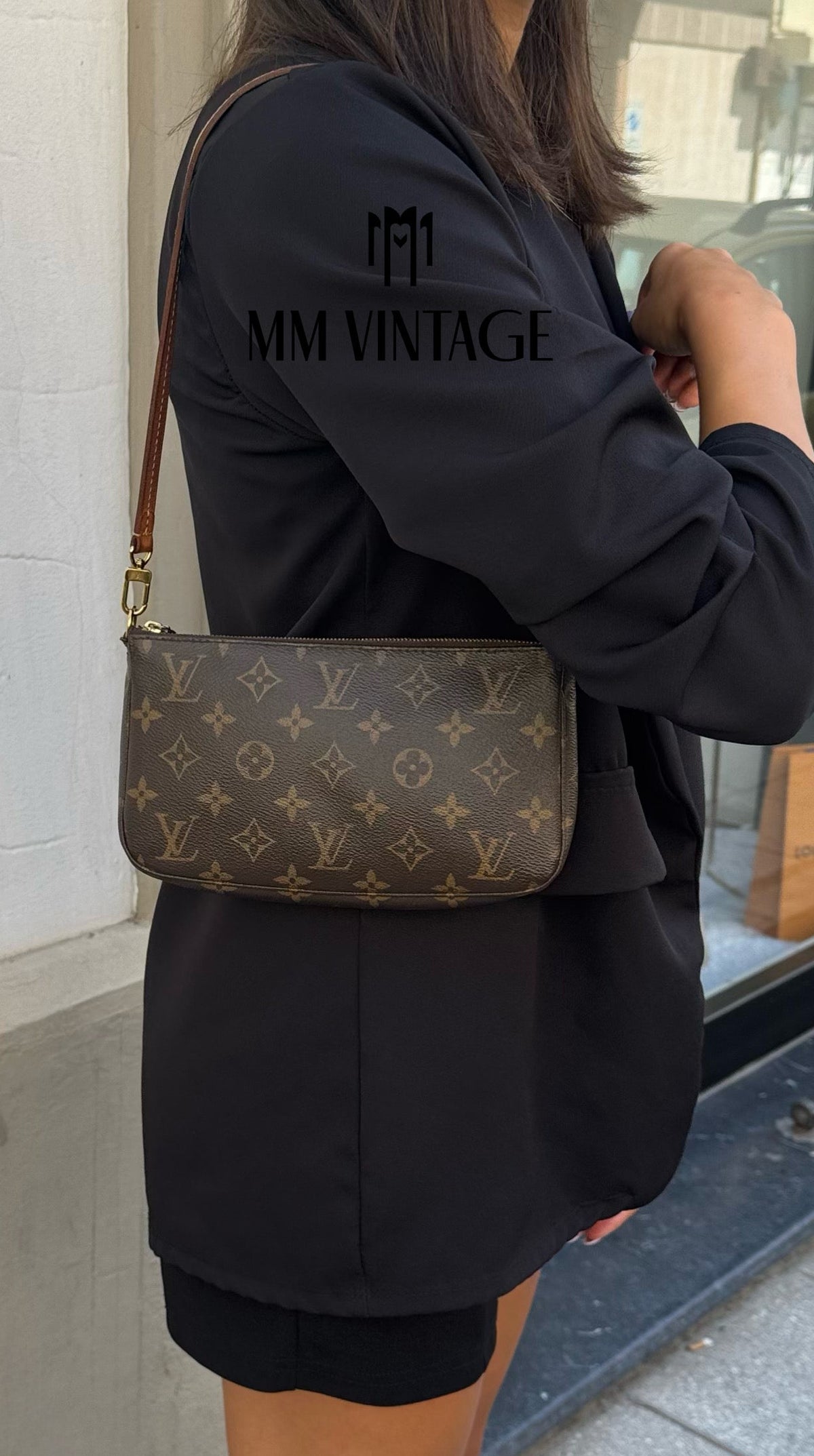 Pochette Accessoires Monogram Louis Vuitton