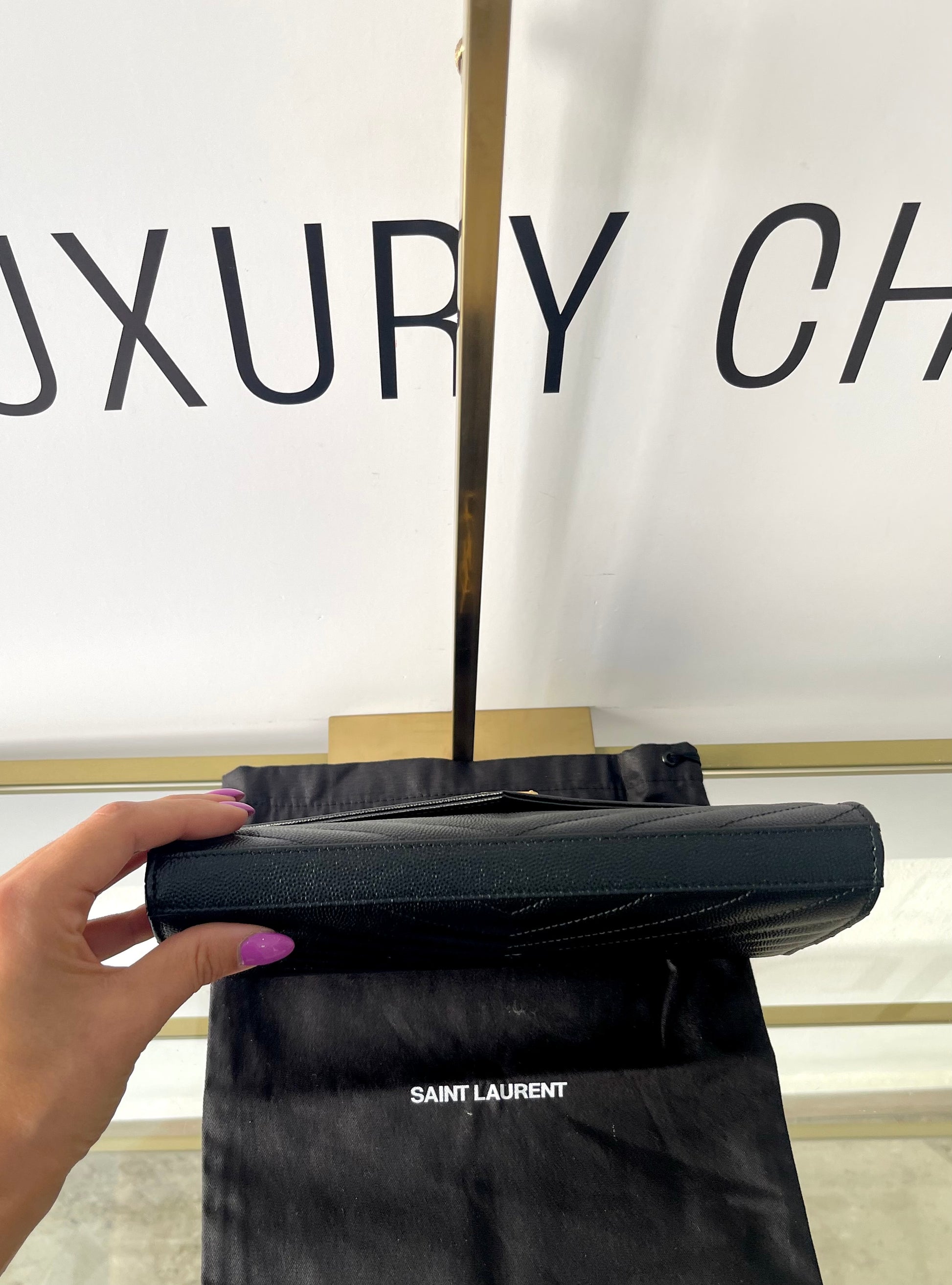 Wallet On Chain Cassandre Saint Laurent