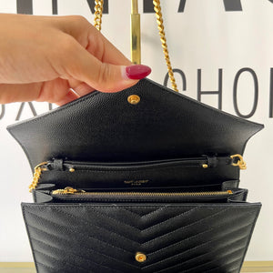 Wallet On Chain Cassandre Saint Laurent