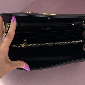 Wallet On Chain Cassandre Saint Laurent