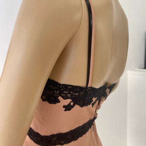 Abito con dettagli in pizzo nero Gucci