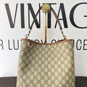 Borsa a Secchiello GG Emblem Gucci