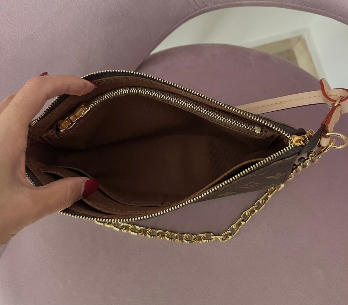Pochette Accessoires Monogram Louis Vuitton