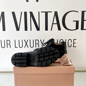 Scarpe stringate in pelle Miu Miu