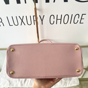 Borsa Galleria Large in Saffiano Prada