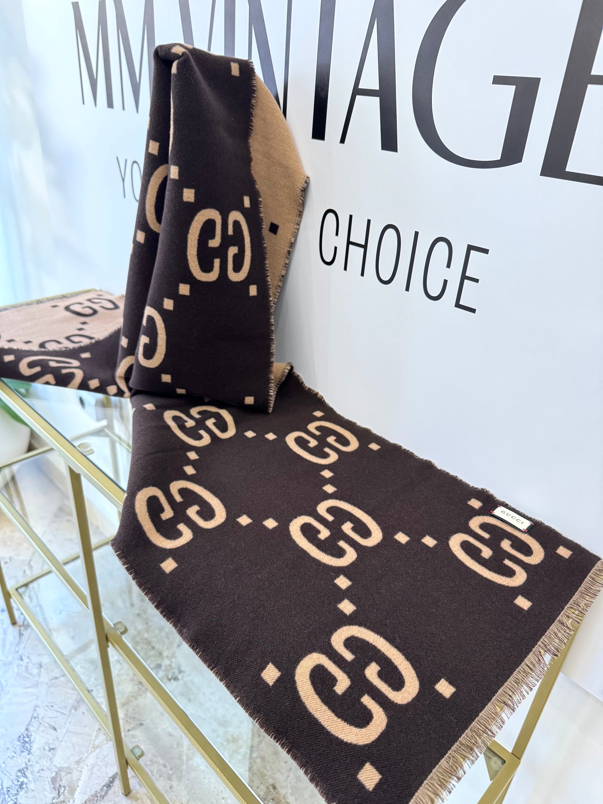 Sciarpa in lana e seta con motivo GG Jacquard Gucci