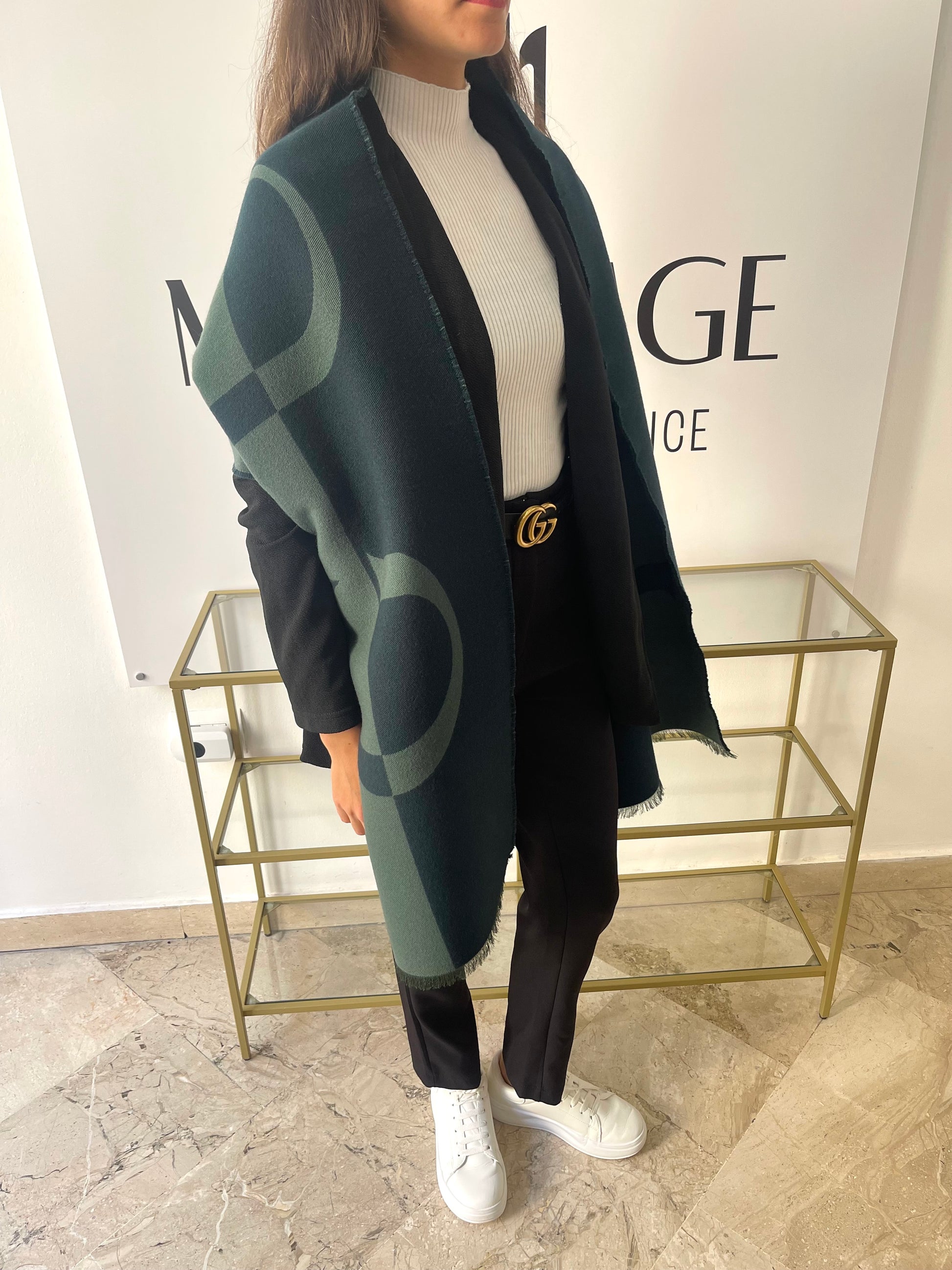 Sciarpa con logo Gucci