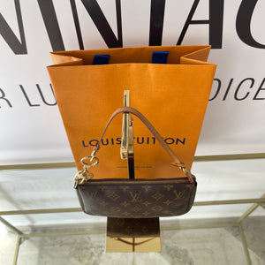 Pochette Accessoires Monogram Louis Vuitton
