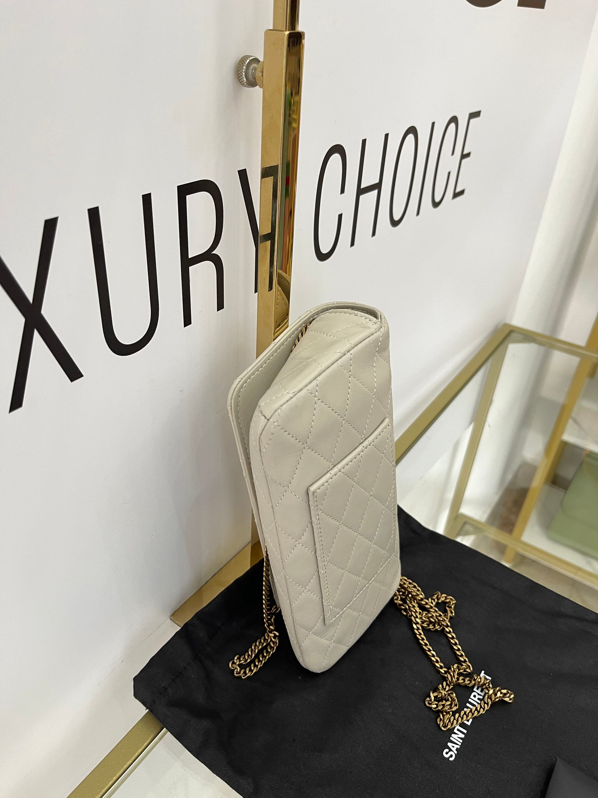 Pochette Gaby Saint Laurent