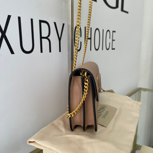 Wallet On Chain VLogo Signature Valentino Garavani