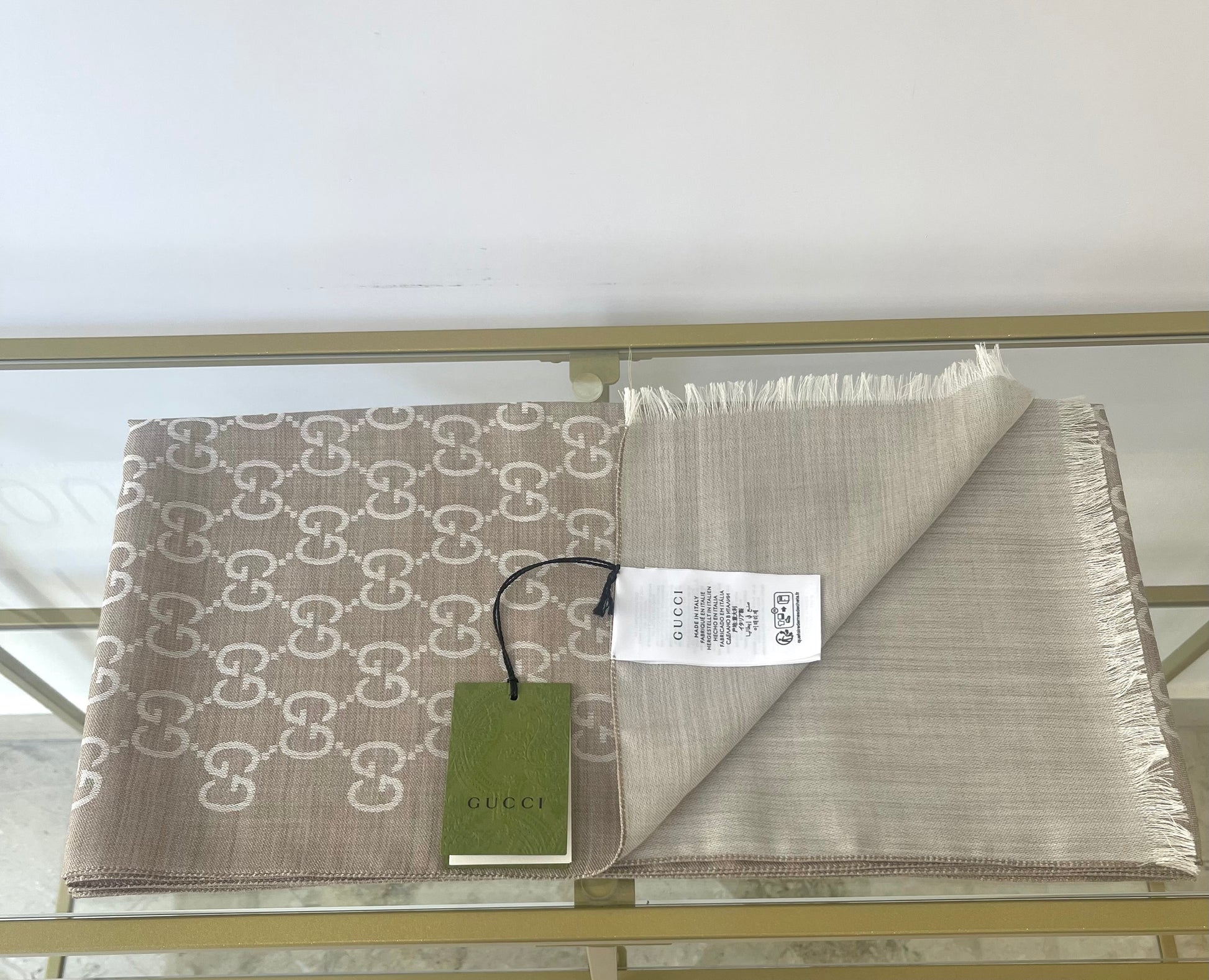 Stola GG  in lana e seta reversibile Gucci