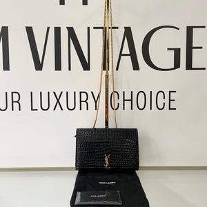 Wallet On Chain Cassandre Saint Laurent