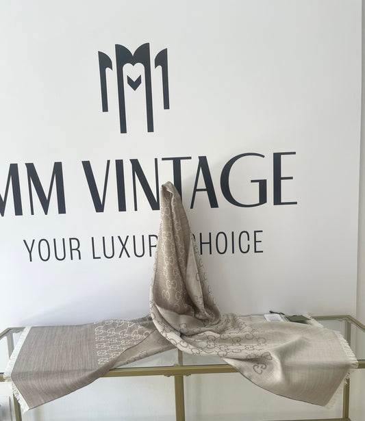 Stola GG  in lana e seta reversibile Gucci