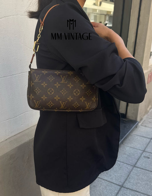 Pochette Accessoires Monogram Louis Vuitton