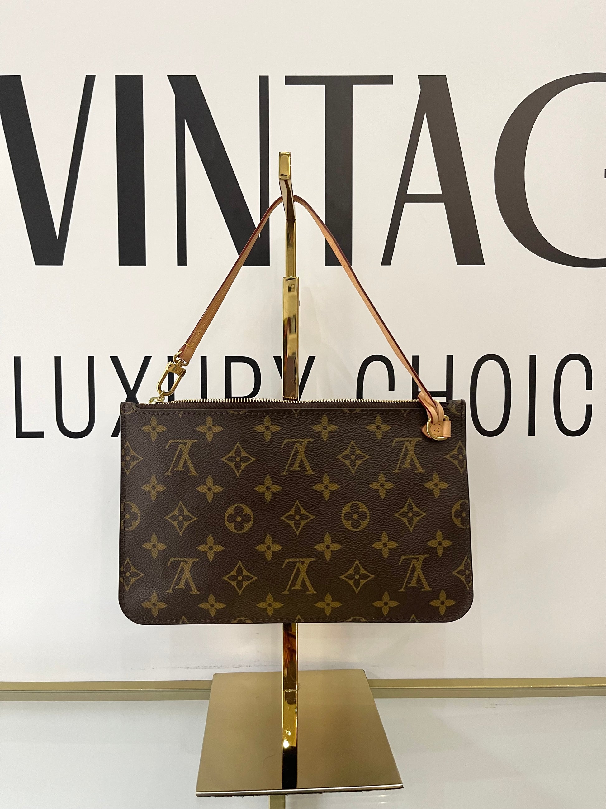 Pochette Monogram Louis Vuitton