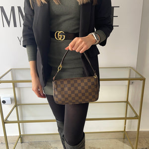 Pochette Accessoires Damier Ebène Louis Vuitton