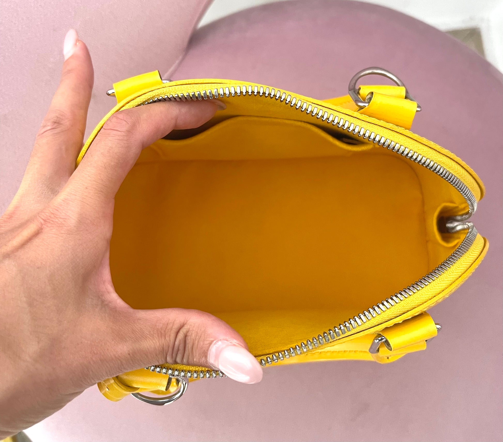 Borsa Alma Epi BB Louis Vuitton