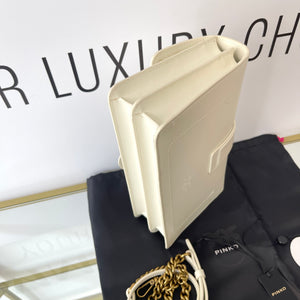 Borsa Love One Pinko in pelle borchie bianco