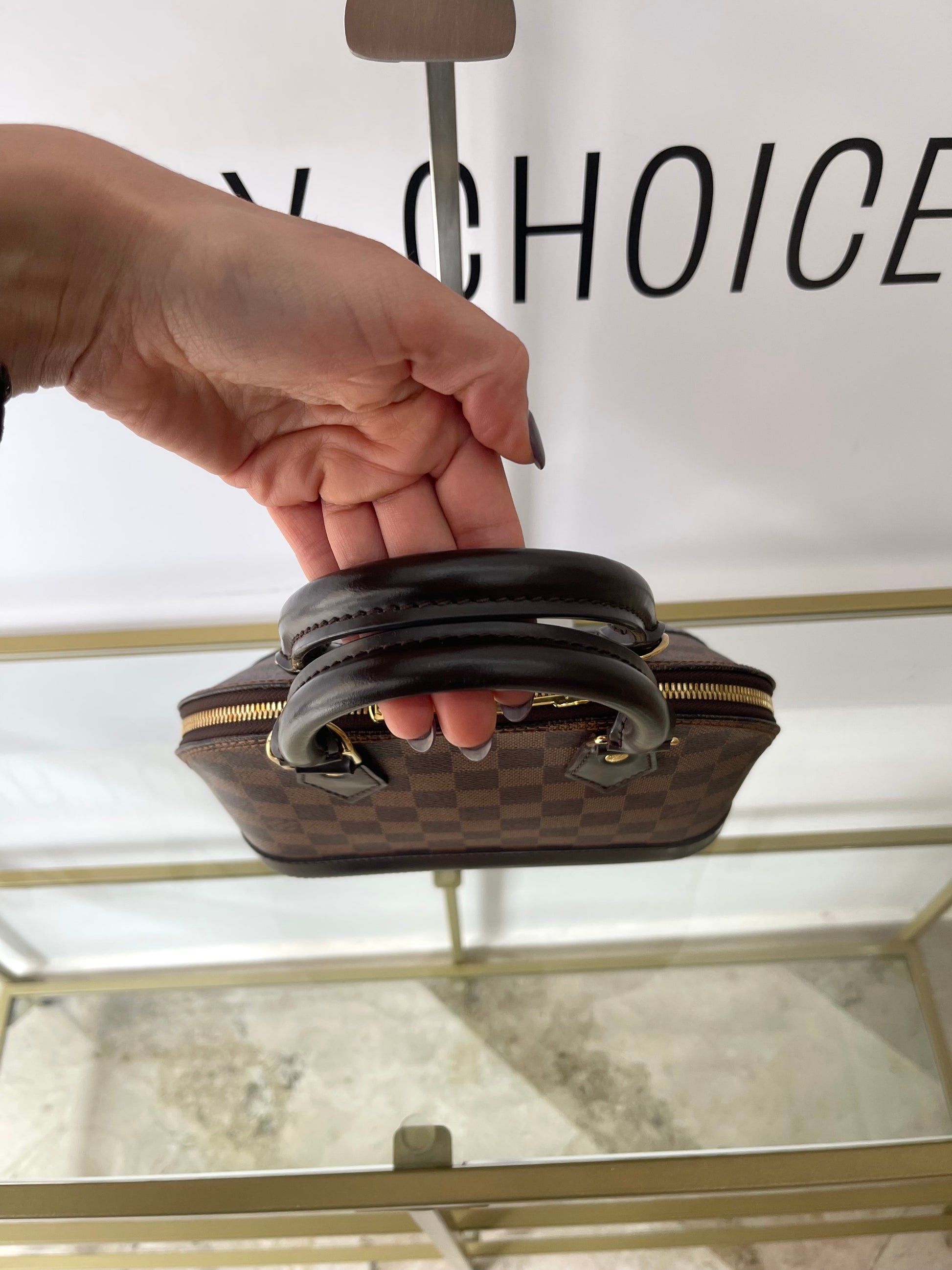 Borsa Alma BB Damier Ébène Louis Vuitton