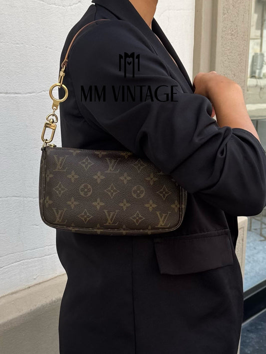 Pochette Accessoires Monogram Louis Vuitton