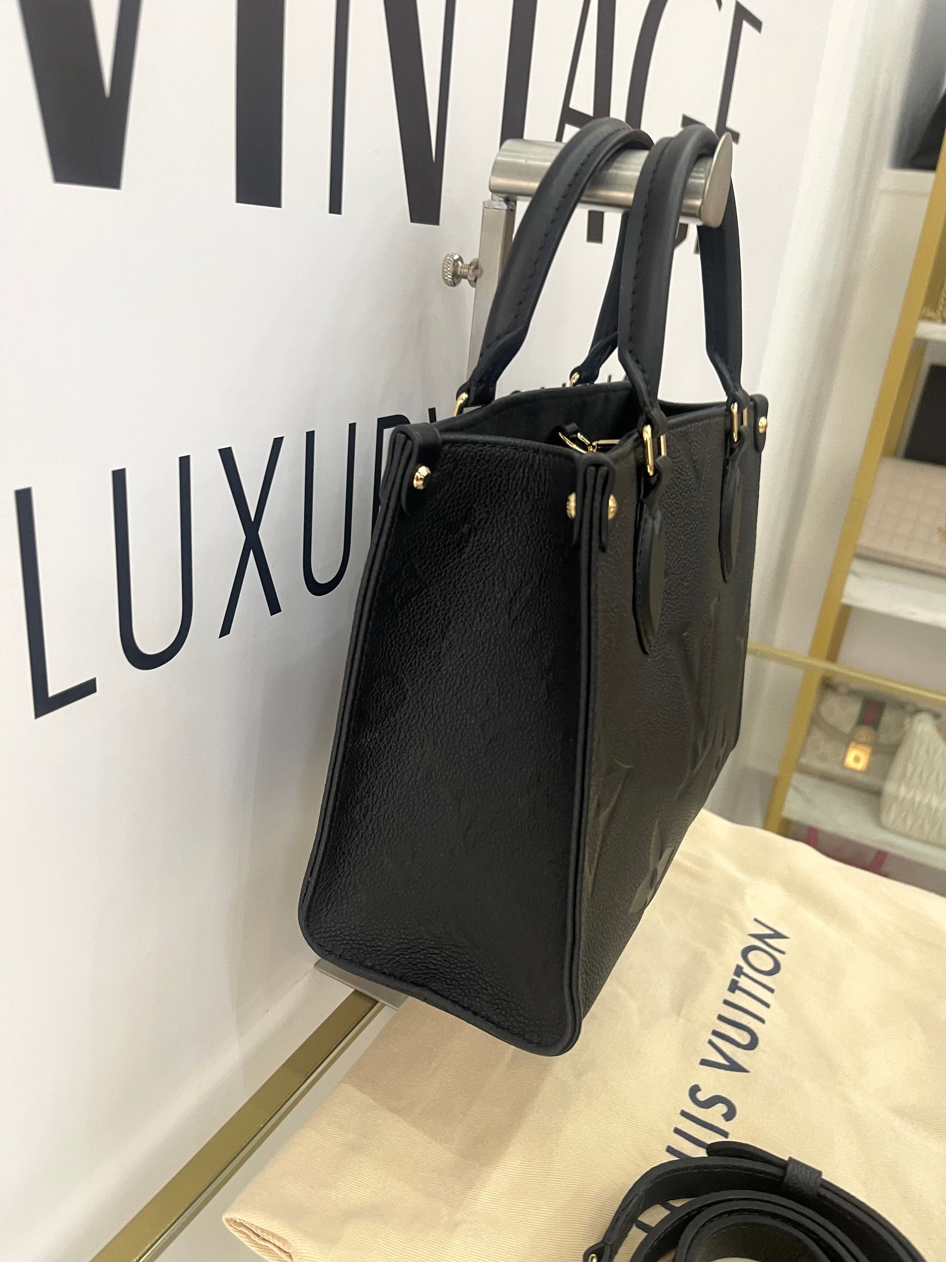 Borsa OnTheGo PM Monogram Empreinte Louis Vuitton