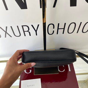 Borsa in pelle martellata Gucci