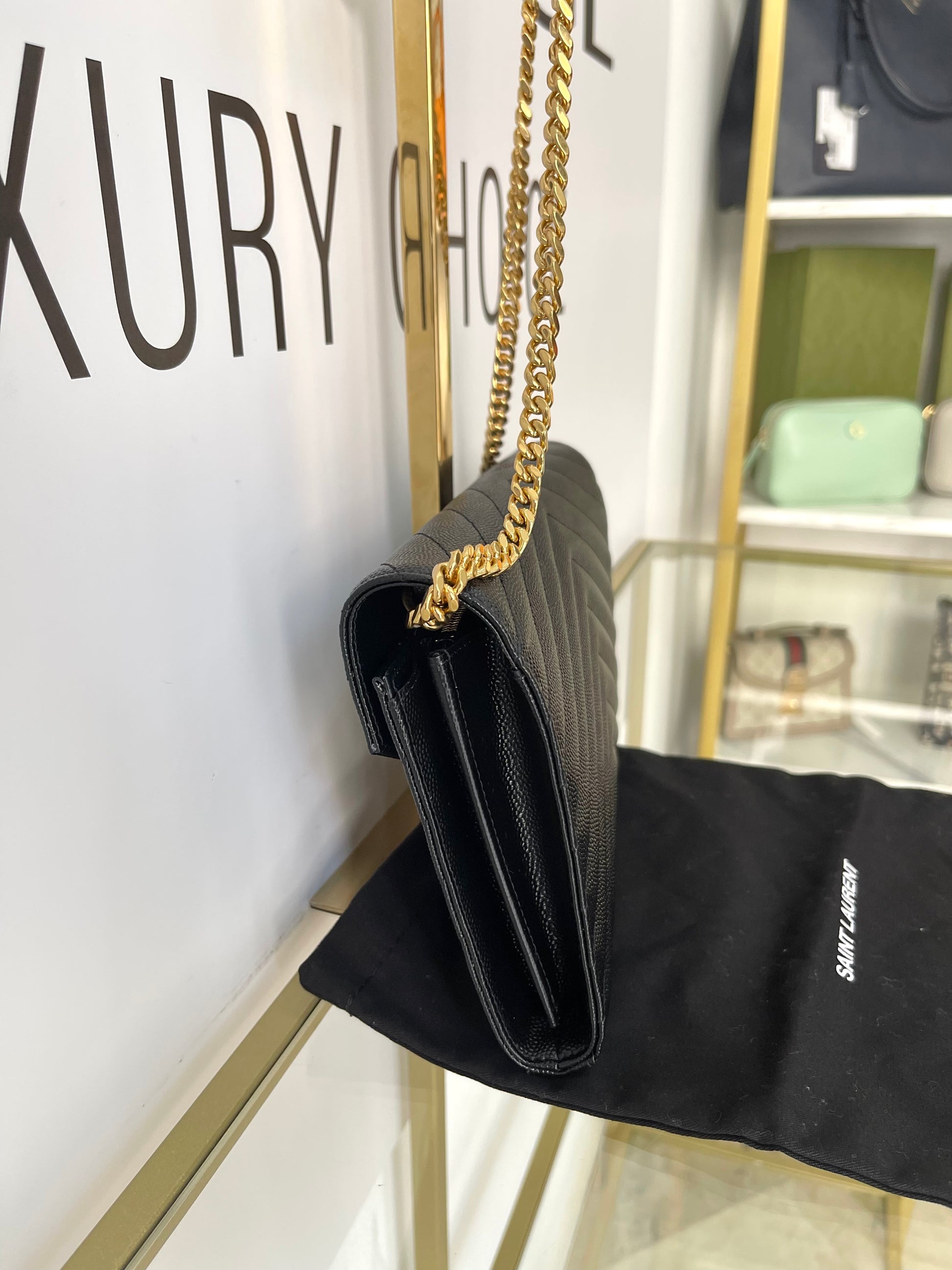 Wallet On Chain Cassandre Saint Laurent