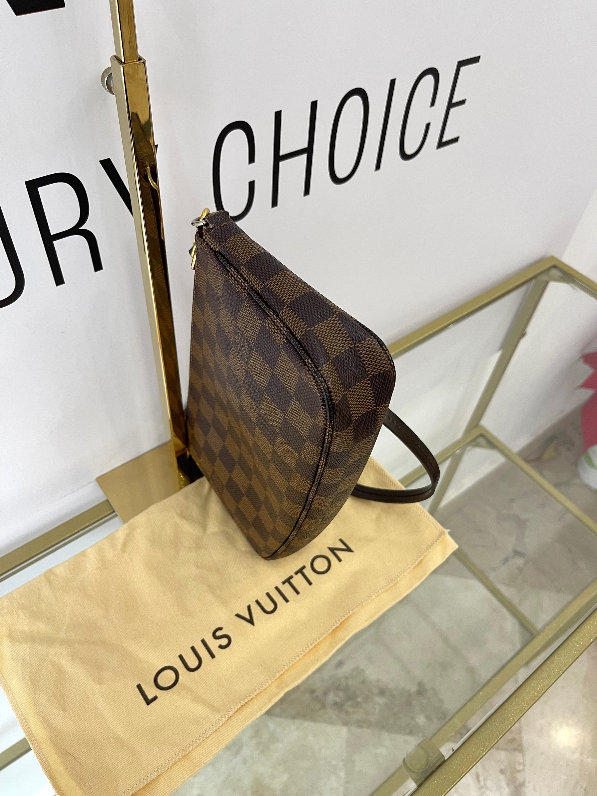 Pochette Accessoires Damier Ebéne Louis Vuitton
