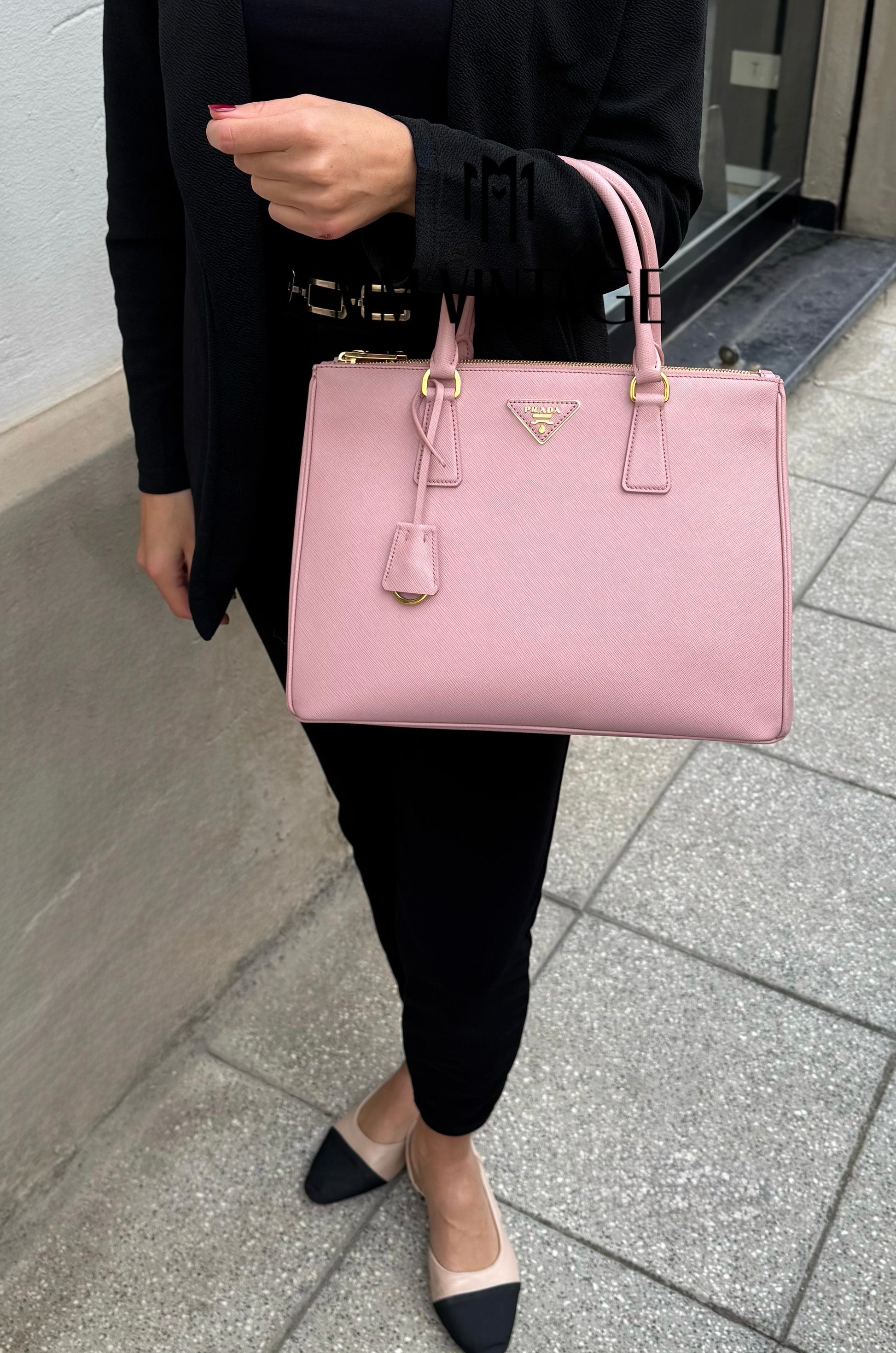 Borsa Galleria Large in Saffiano Prada