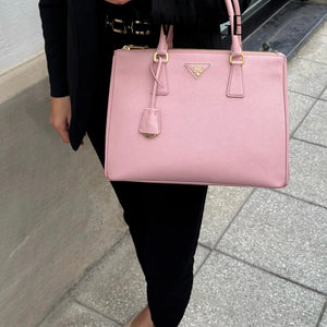 Borsa Galleria Large in Saffiano Prada