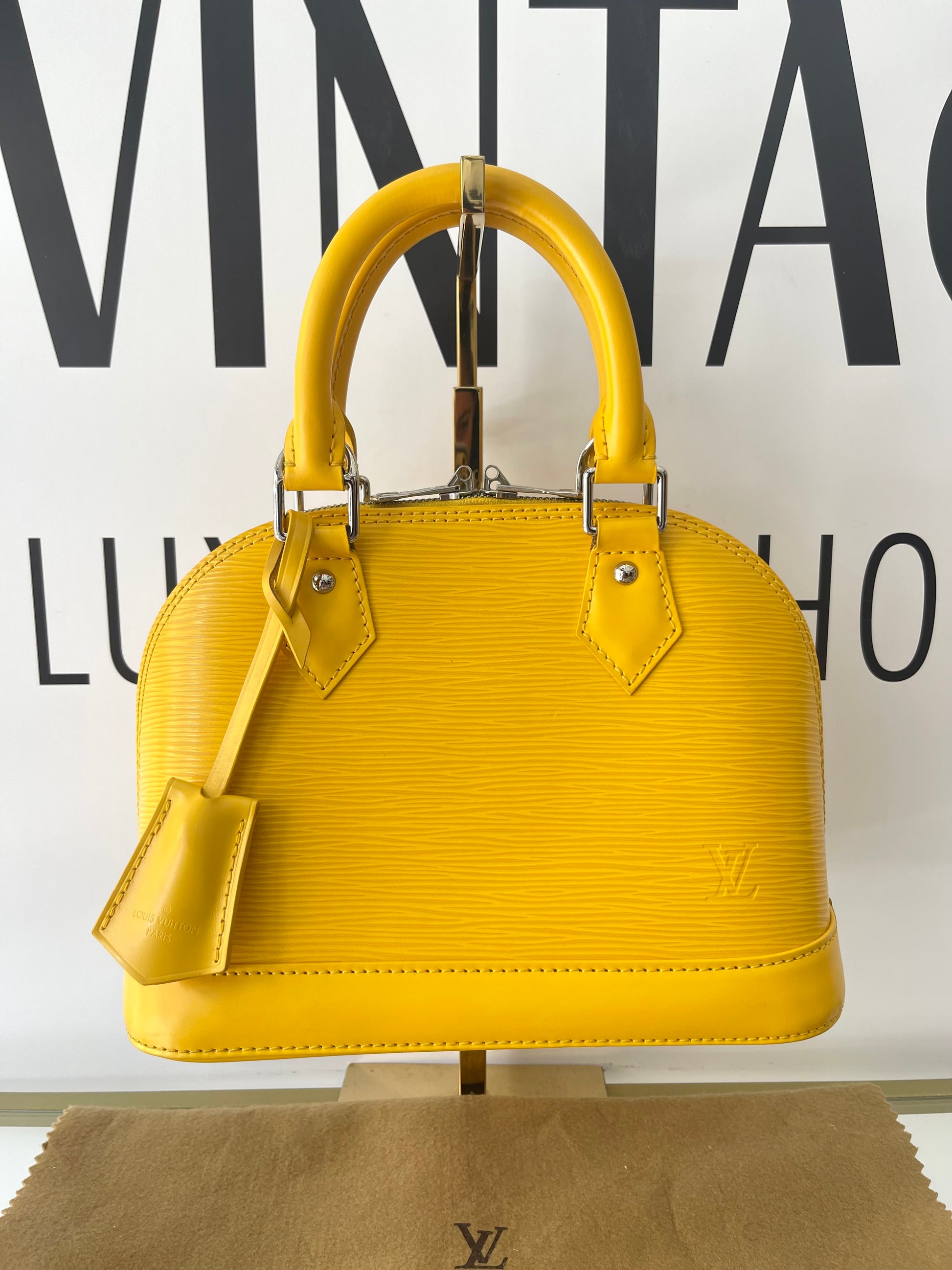 Borsa Alma Epi BB Louis Vuitton