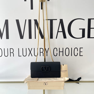 Wallet On Chain VLogo Signature Valentino Garavani