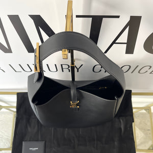 Le 5 à 7 large morbida in pelle martellata Saint Laurent