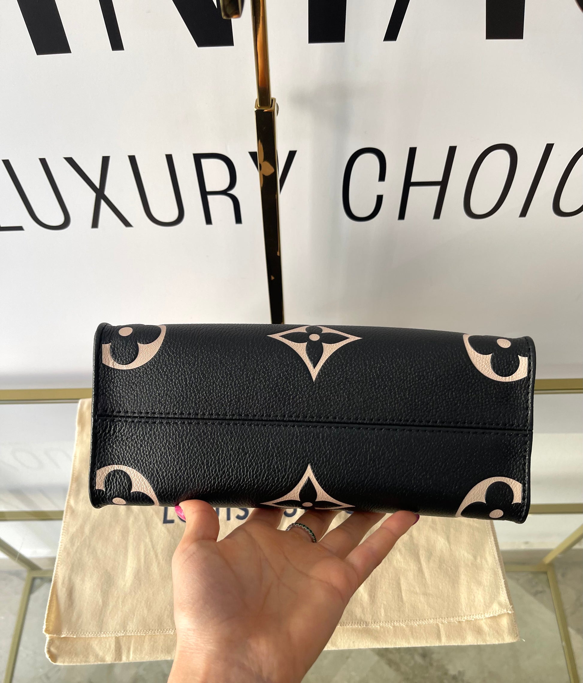 Borsa OnTheGo PM Monogram Empreinte Bicolor Louis Vuitton