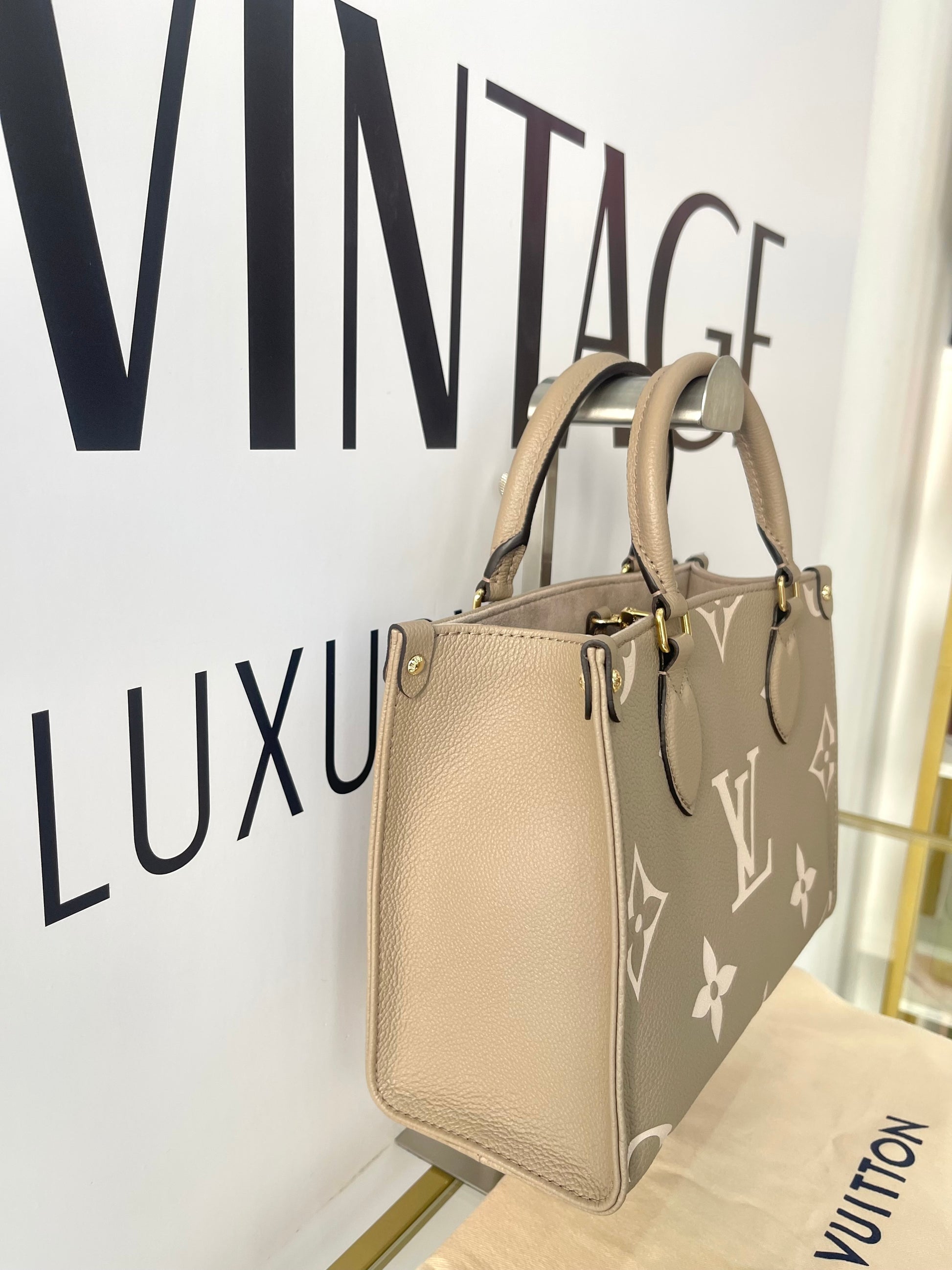 Borsa OnTheGo PM Monogram Empreinte Louis Vuitton