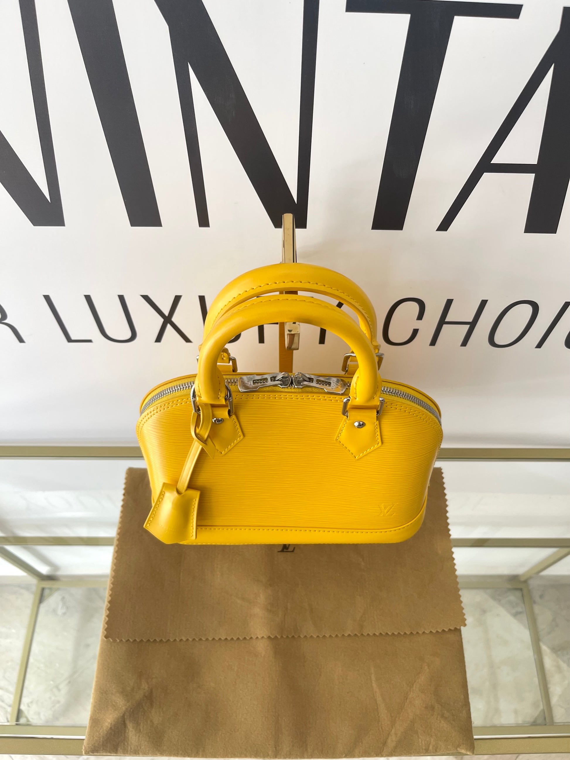 Borsa Alma Epi BB Louis Vuitton