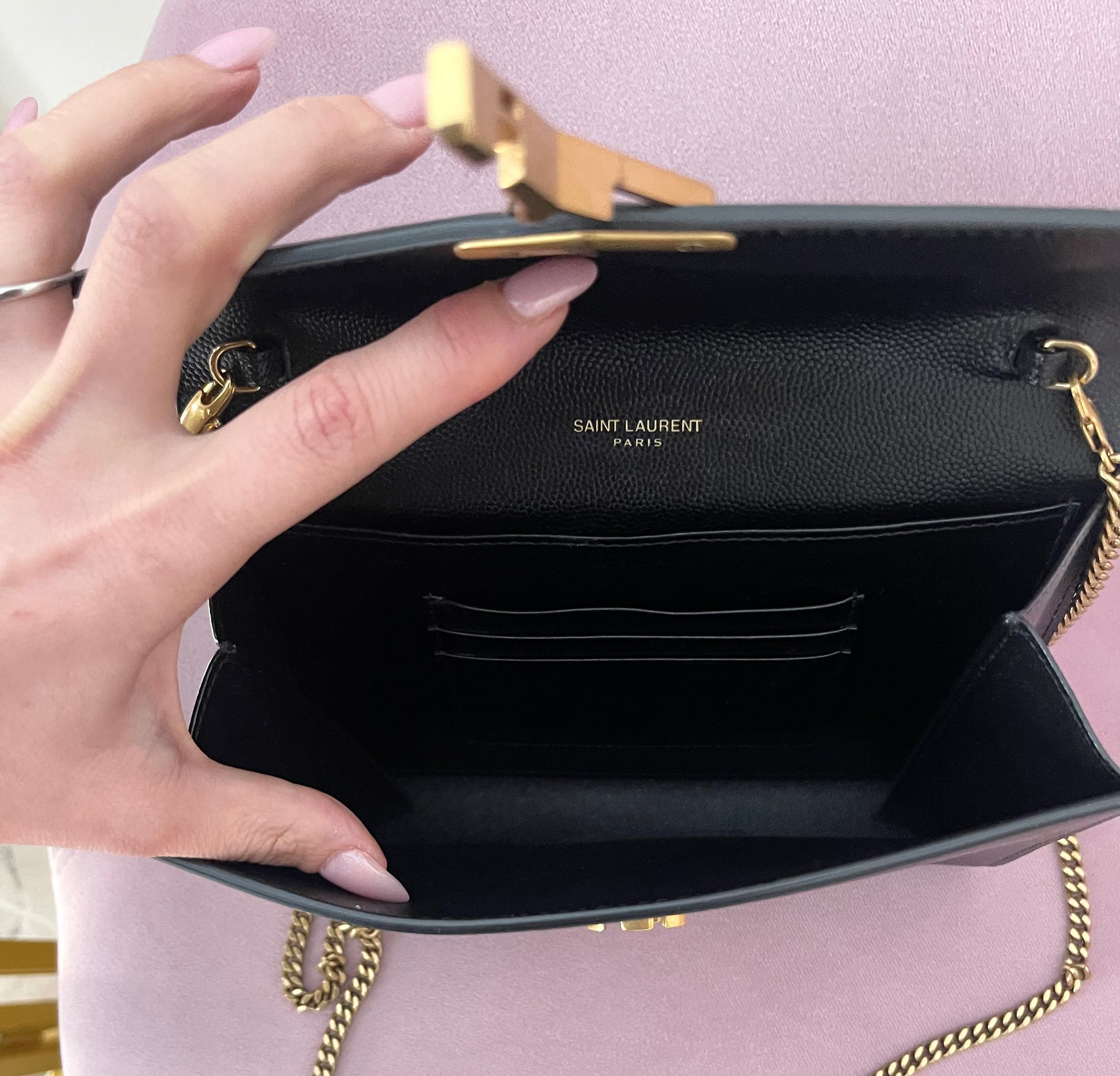 Wallet On Chain Cassandra Saint Laurent