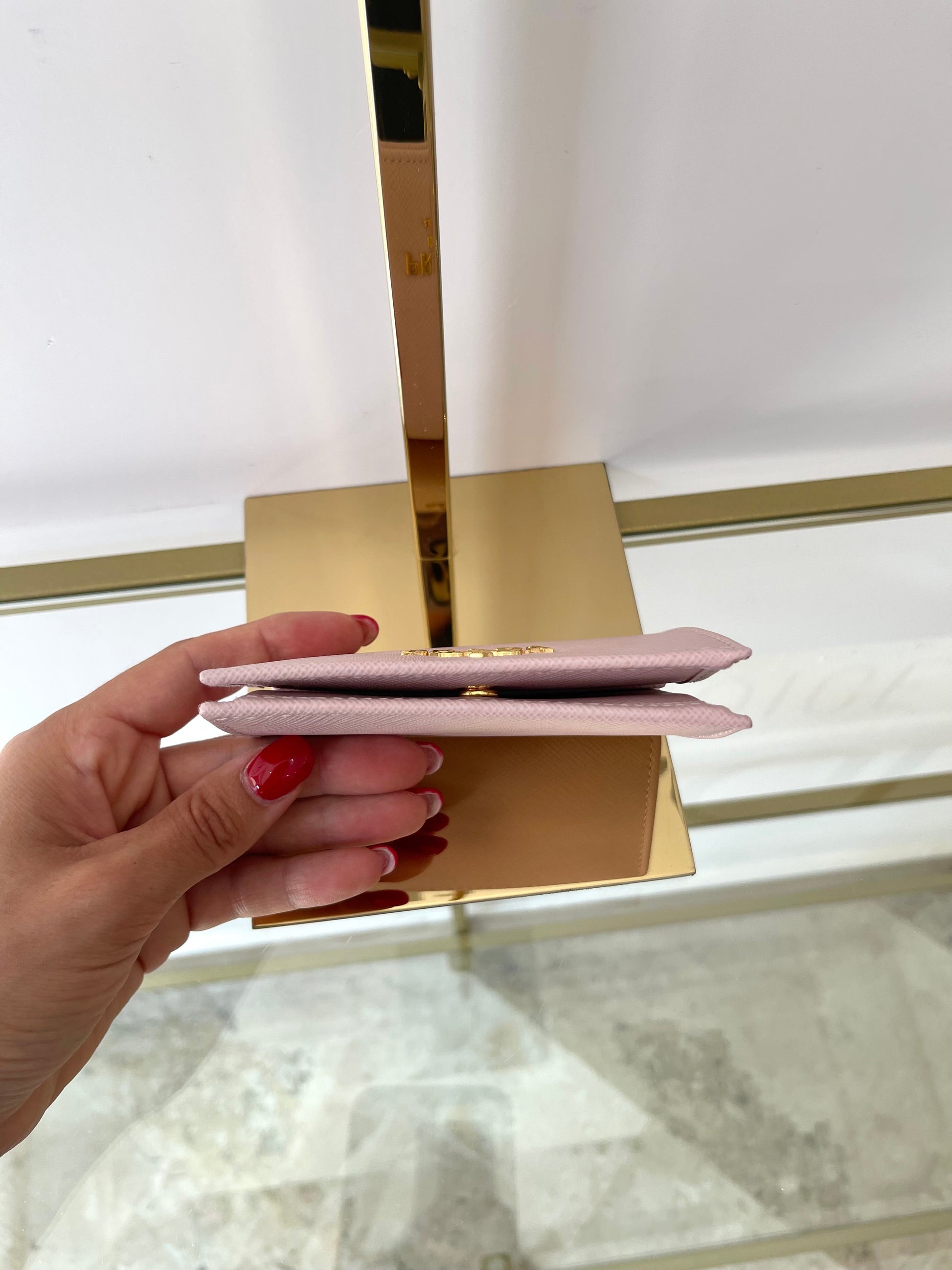 Portafoglio in Saffiano rosa Prada