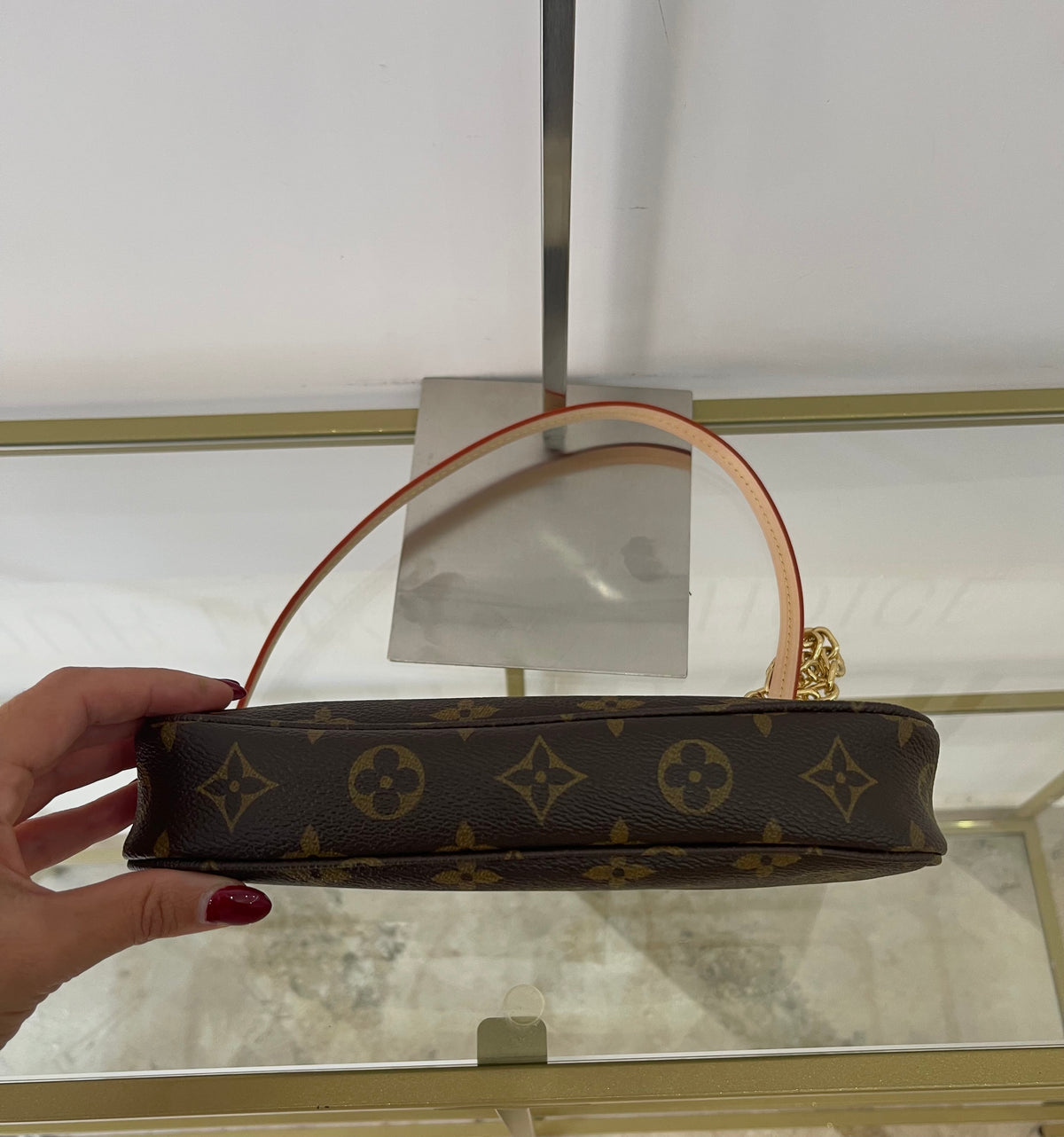 Pochette Accessoires Monogram Louis Vuitton