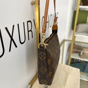 Pochette Accessoires Monogram Louis Vuitton