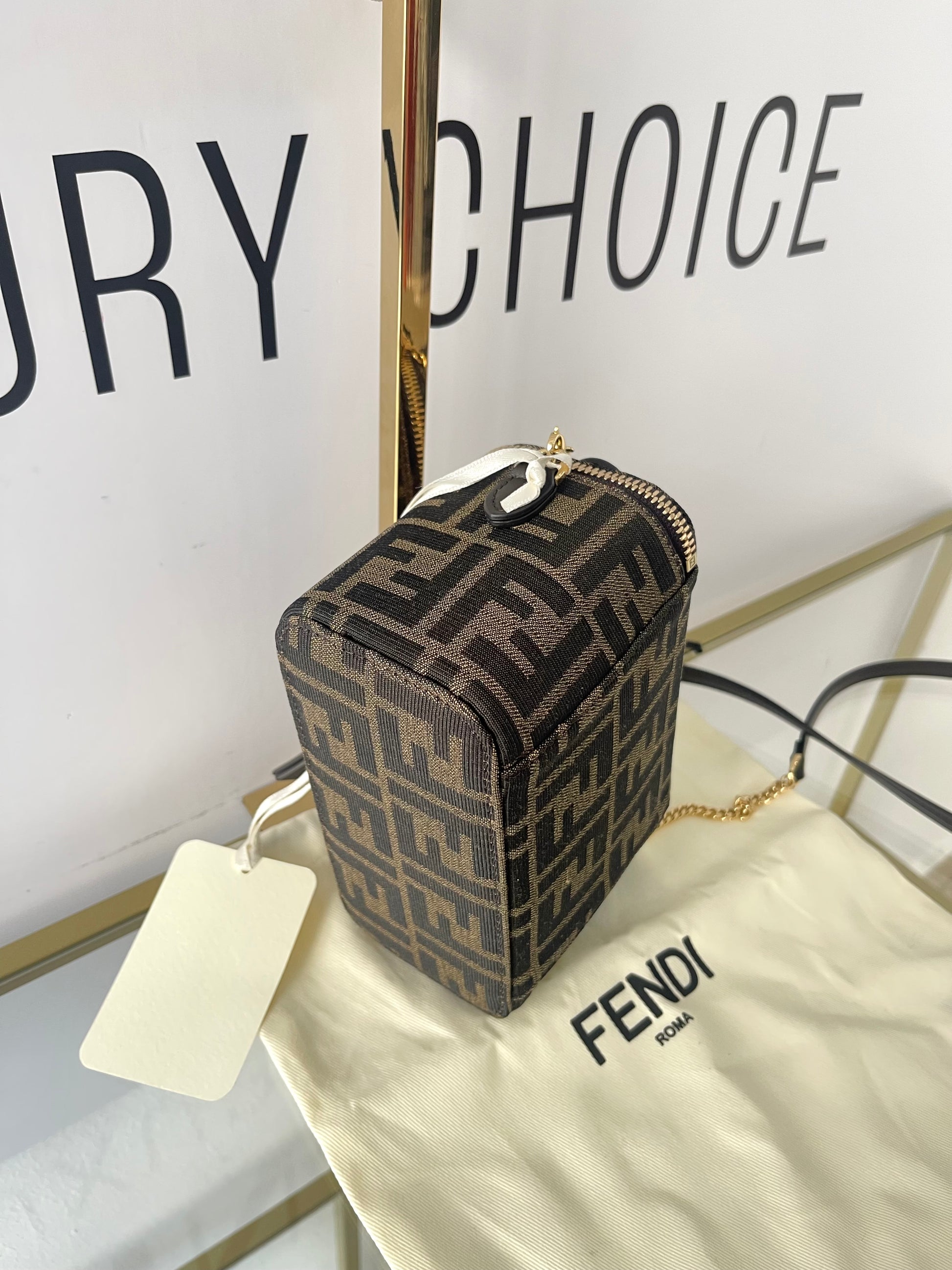 Borsa Vanity Fendi