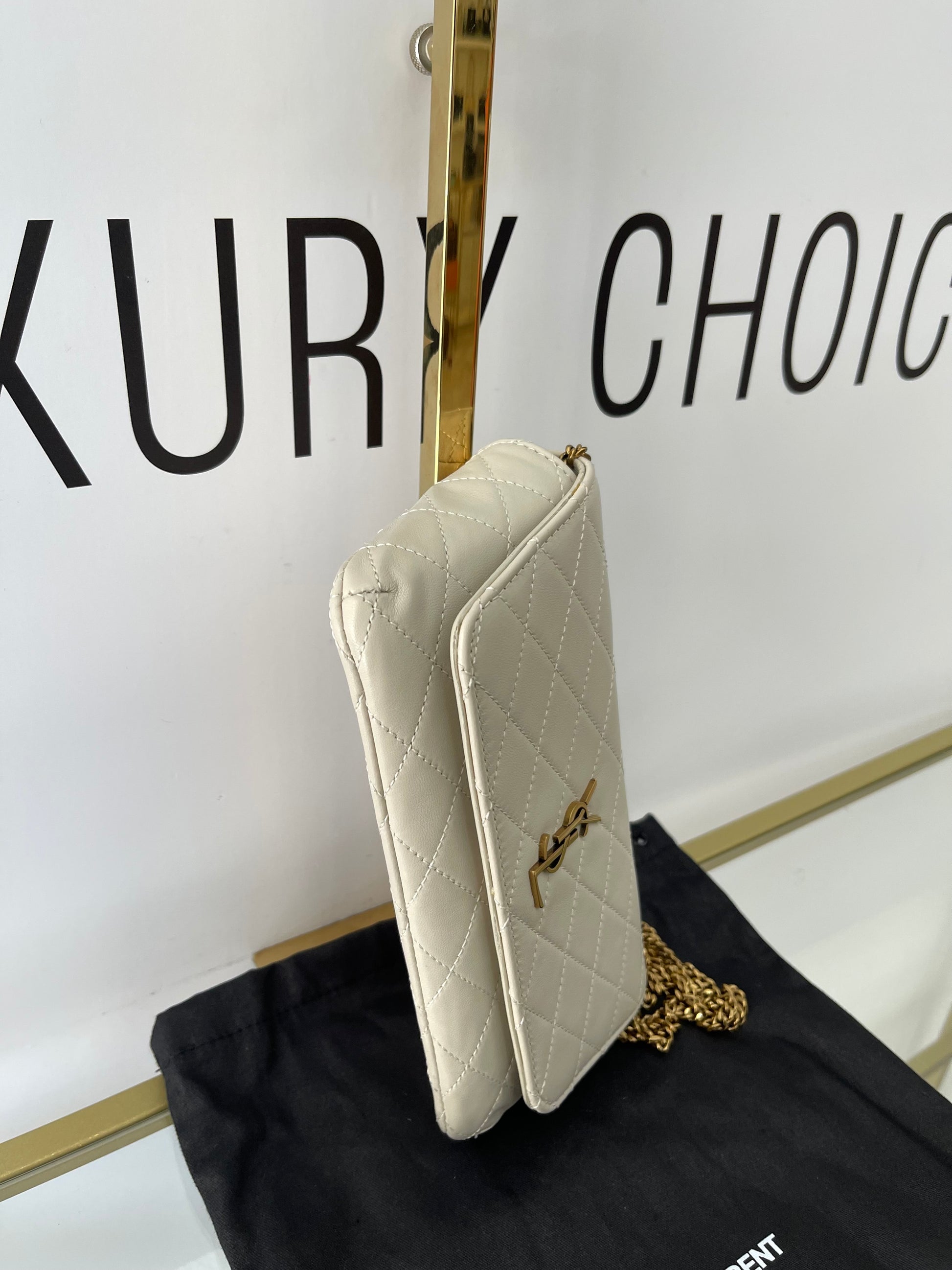 Pochette Gaby Saint Laurent