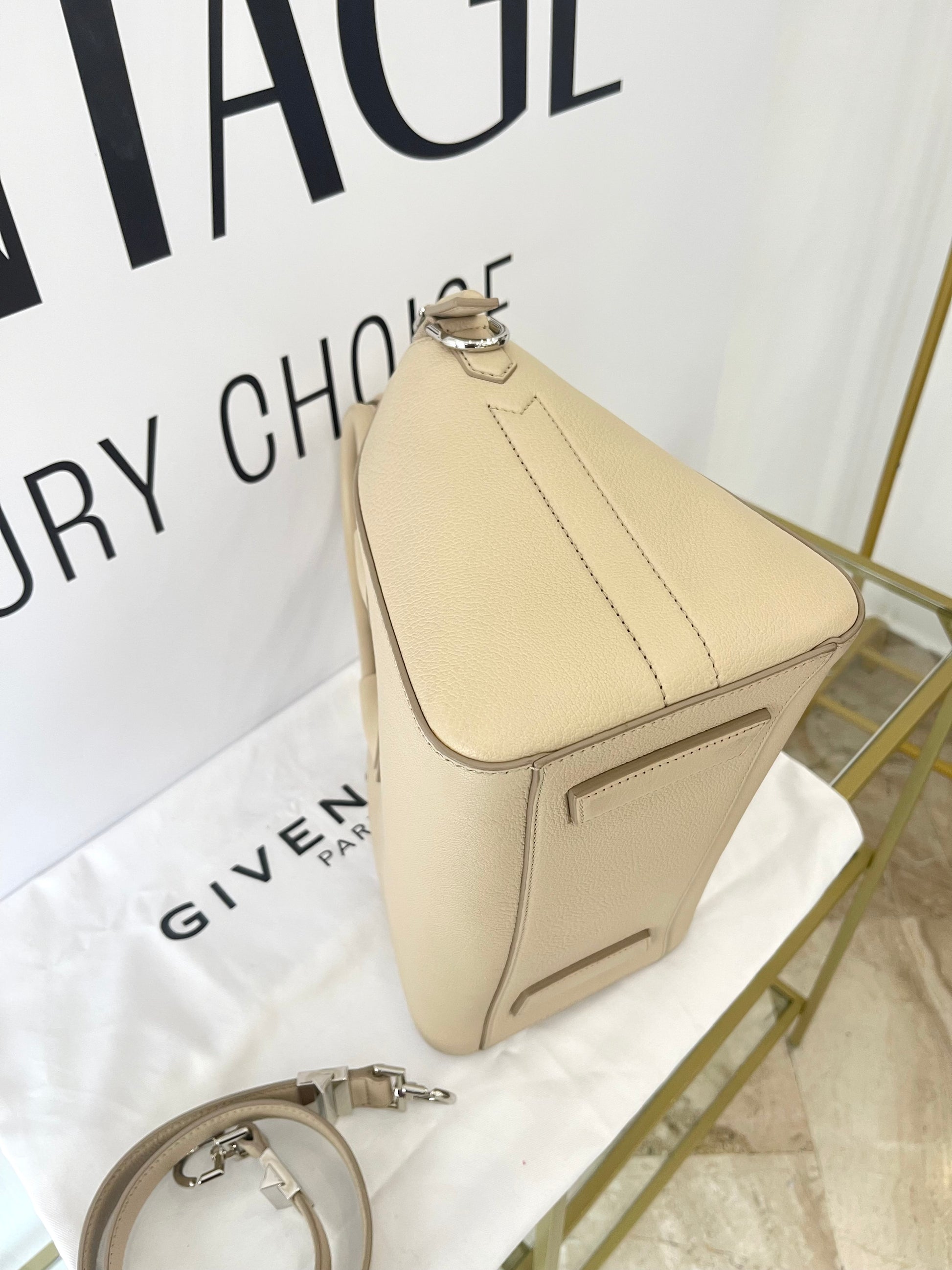 Borsa Antigona Givenchy