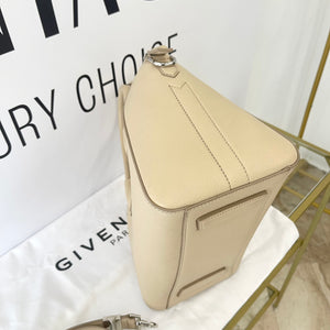 Borsa Antigona Givenchy