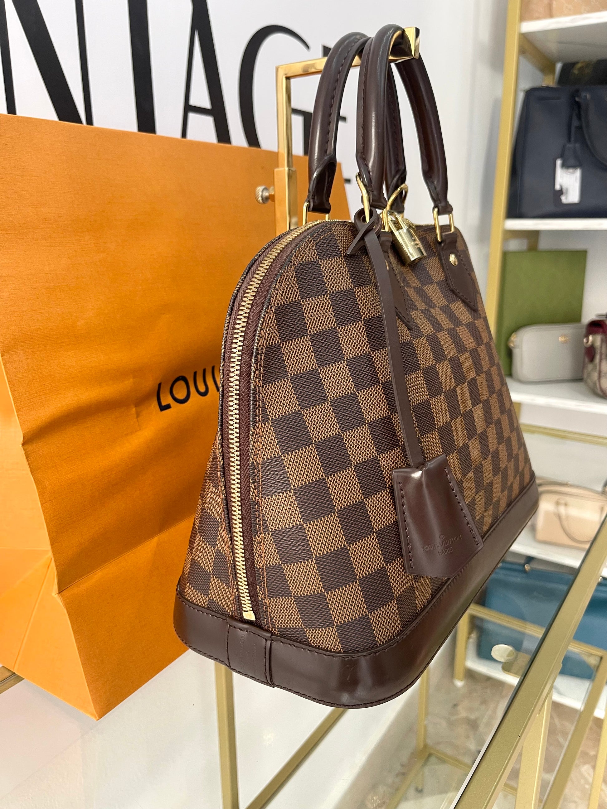 Borsa Alma PM Damier Ébène Louis Vuitton